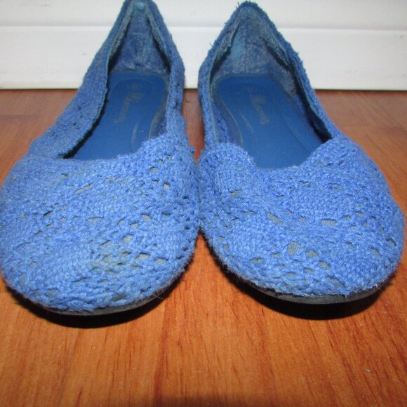 Bluecrush Blue Lace Flats - Sz 8 - Picture 3 of 9